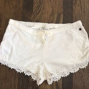 Roxy shorts